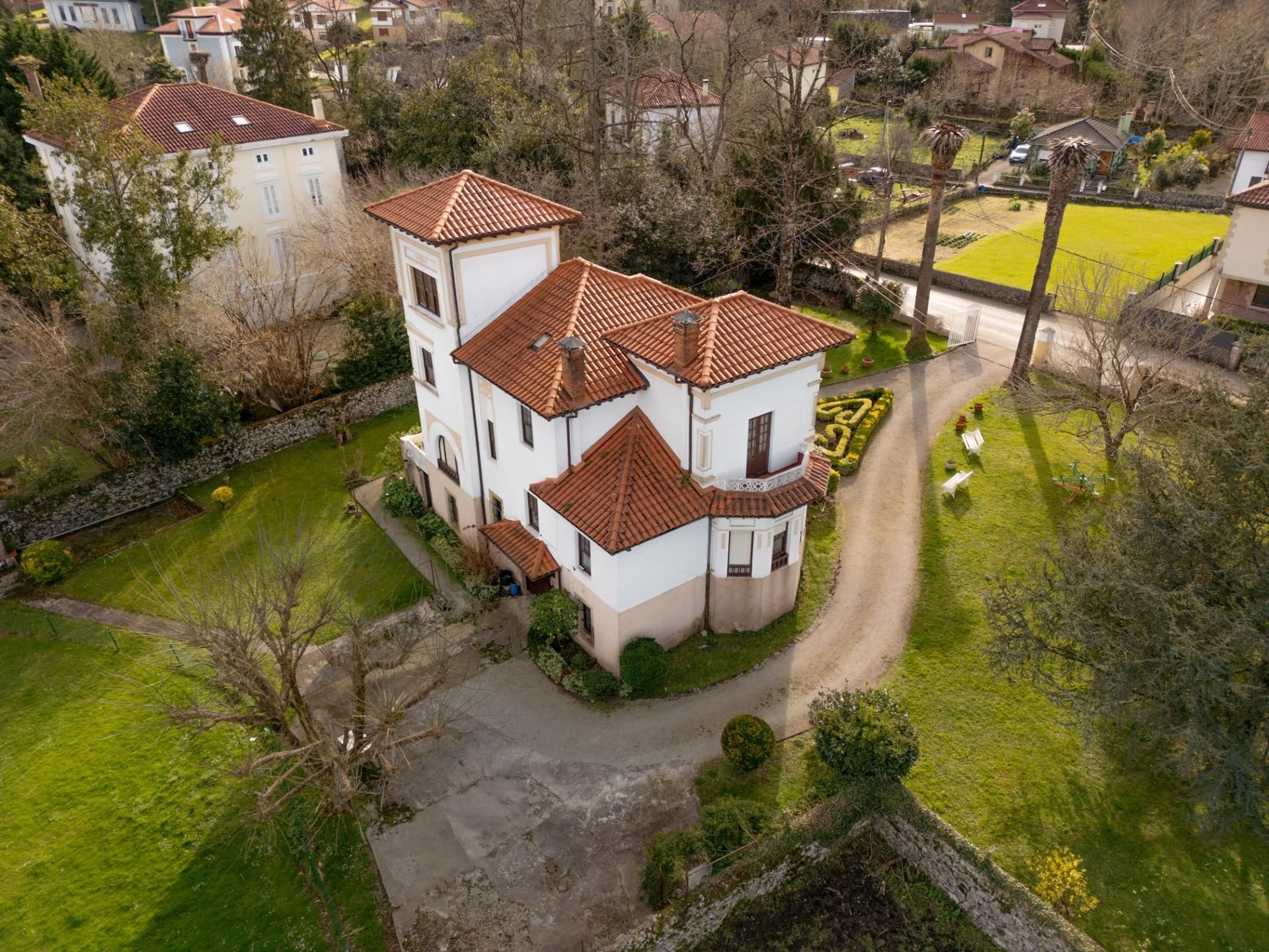 Vista exterior de Casa o chalet en venta en Riotuerto con Jardín privado, Terraza y Trastero