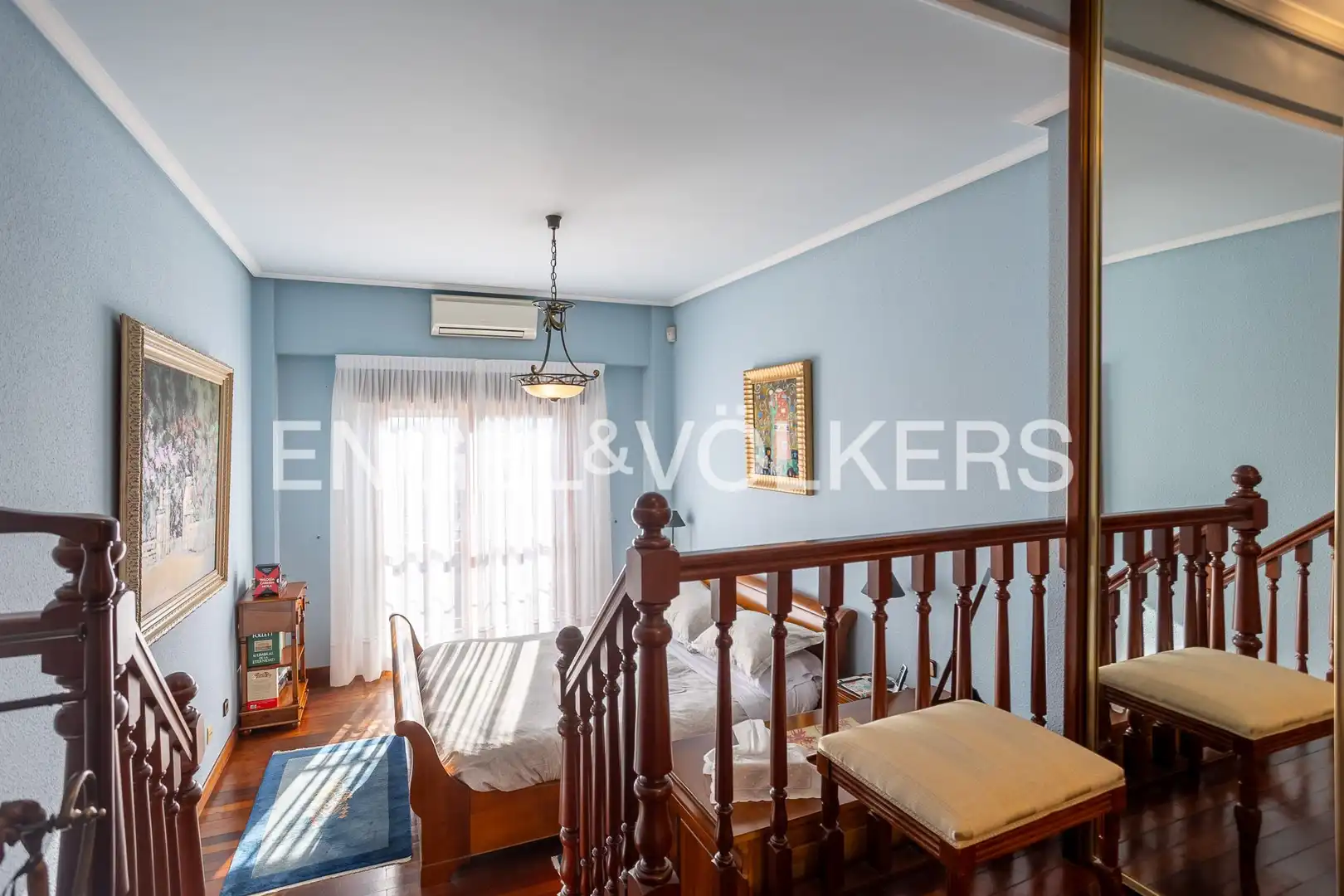 Einfamilien-Reihenhaus zum Verkauf in Santander mit Heizung, Privatgarten und Terrasse