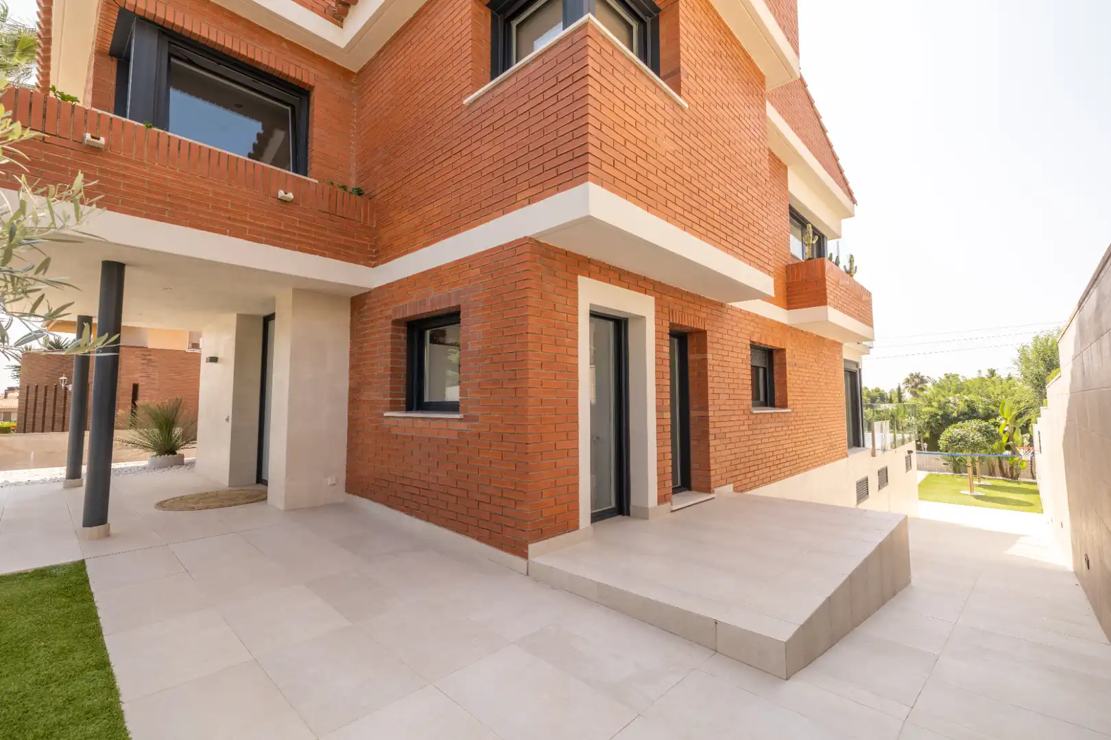 Vista exterior de Casa o xalet en venda en Tarragona amb Aire condicionat, Calefacció i Jardí privat