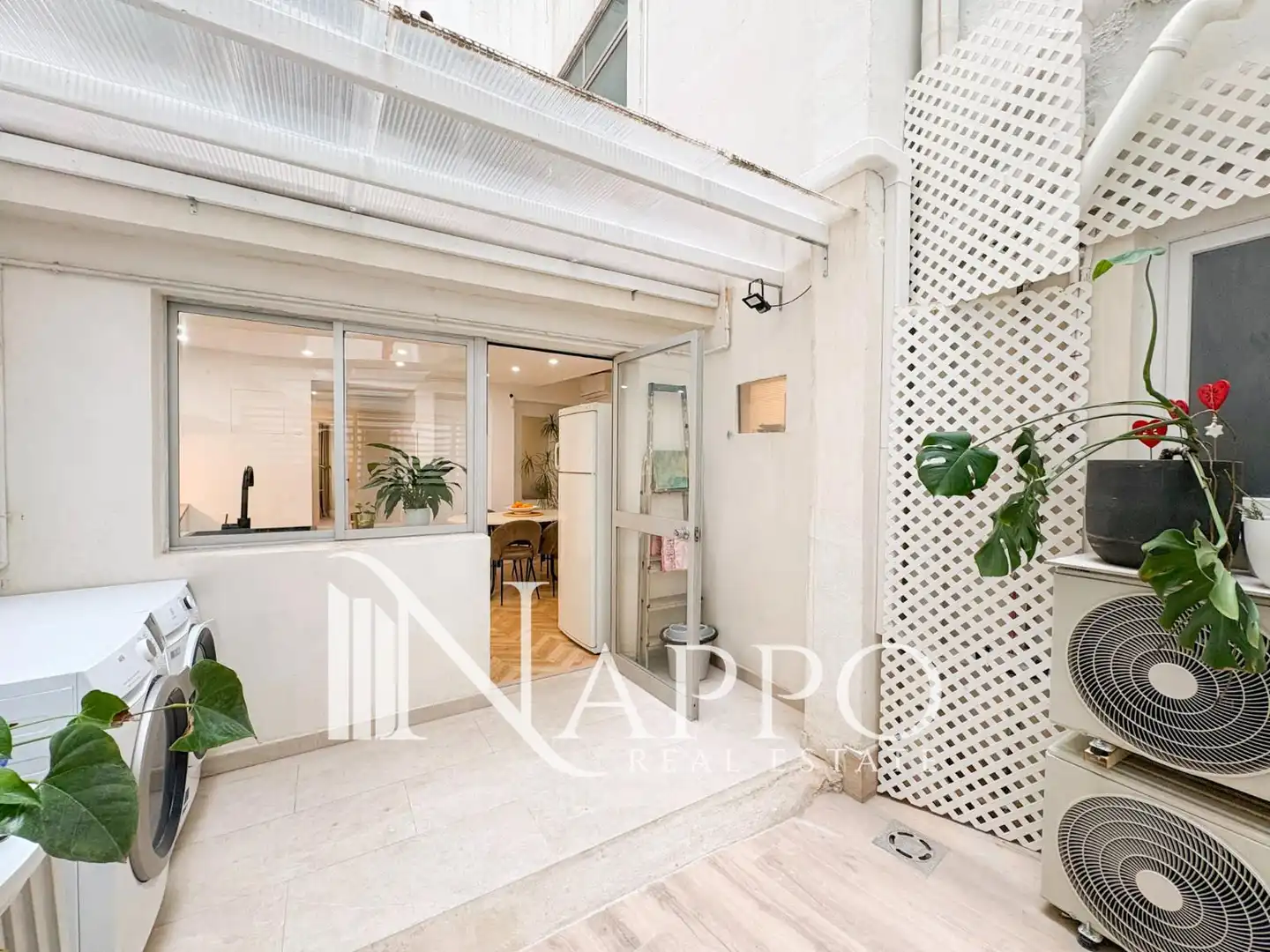 Exterior view of Flat for rent in  Palma de Mallorca  with Air Conditioner, Heating and Terrace