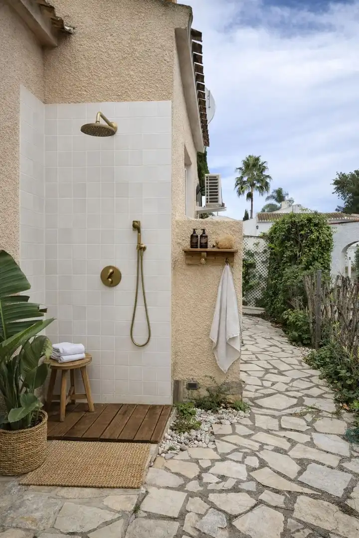 Bathroom of Houses for sale in Dénia  with Private garden, Furnished and Community pool
