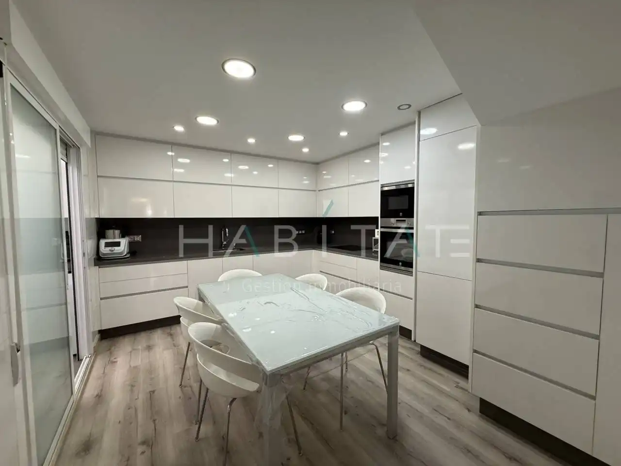 Cocina de Dúplex en venta en Pilar de la Horadada con Aire acondicionado, Terraza y Balcón