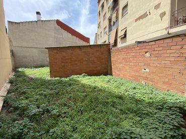 Grundstücke und Bauplätze zum Verkauf in Carrer de Monturiol