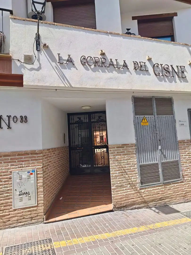 Wohnung zum Verkauf in La Zubia mit Abstellraum und Balkon