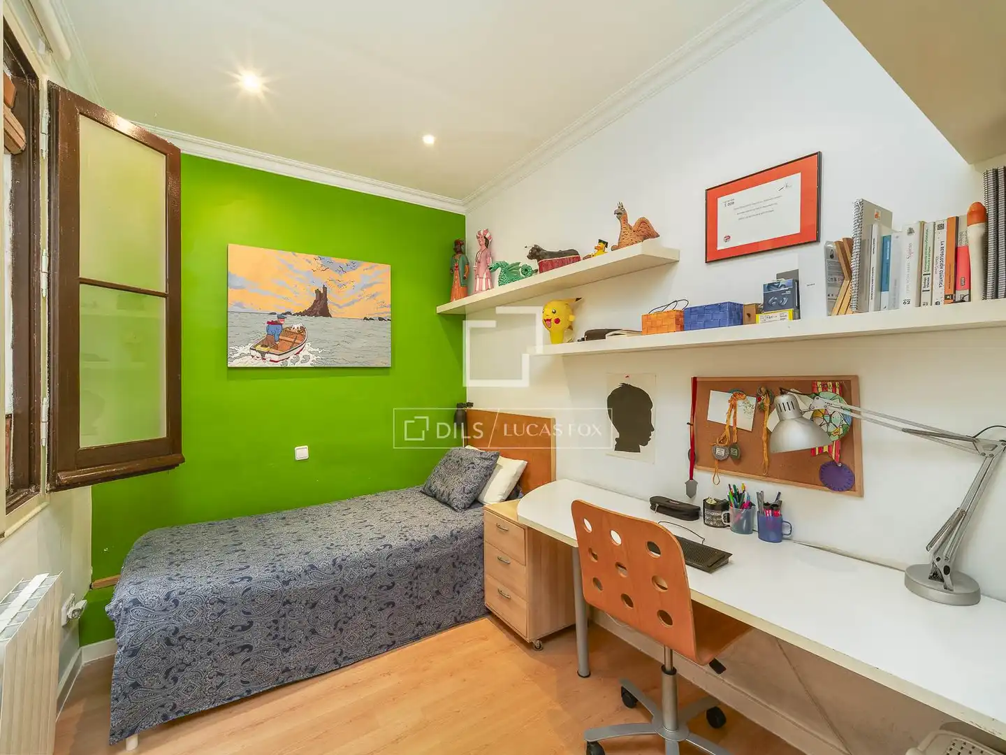 Schlafzimmer von Wohnung zum Verkauf in Barcelona mit Heizung und Balkon