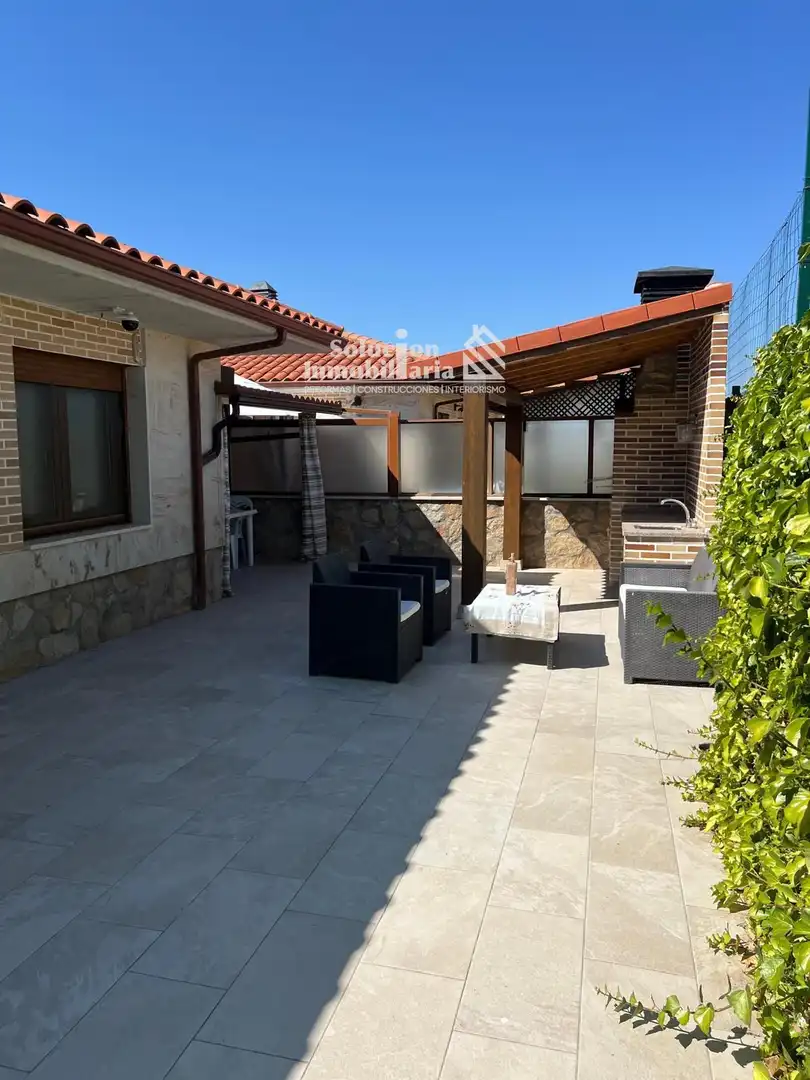 Chalet con piscina en venta en Martín Gaite, imagen 17