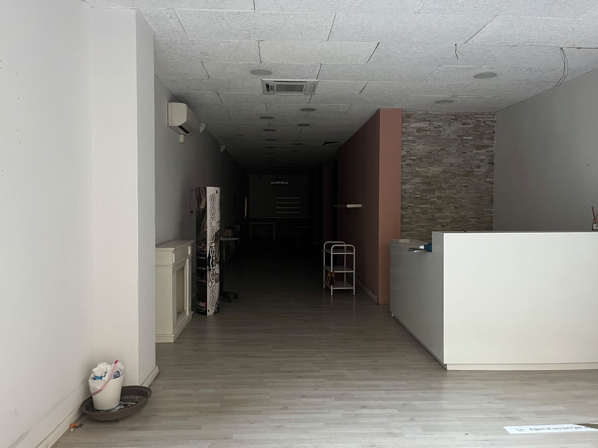 Premises to rent in Carrer de Joan Maragall, 48, Eixample Nord