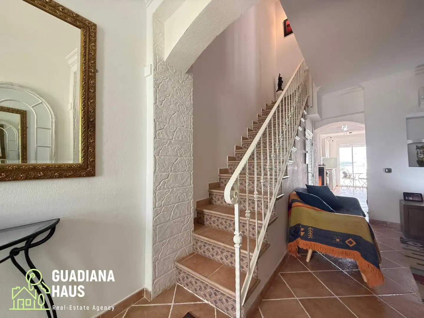Casa adosada en venda en Ayamonte amb Aire condicionat, Calefacció i Terrassa