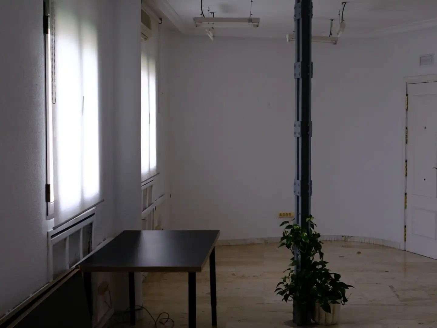 Büro zur Miete in Madrid mit Klimaanlage, Heizung und Terrasse