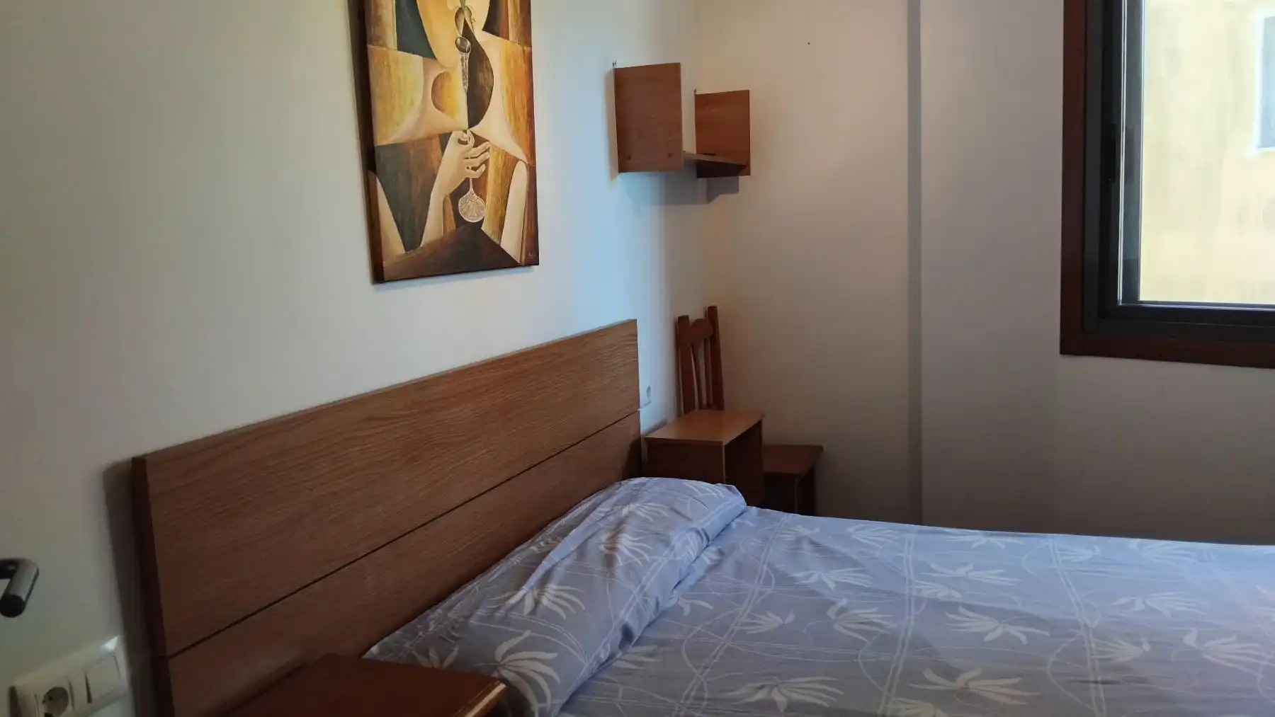 Habitación de Apartamento en venta en Ribeira con Calefacción, Trastero y Amueblado