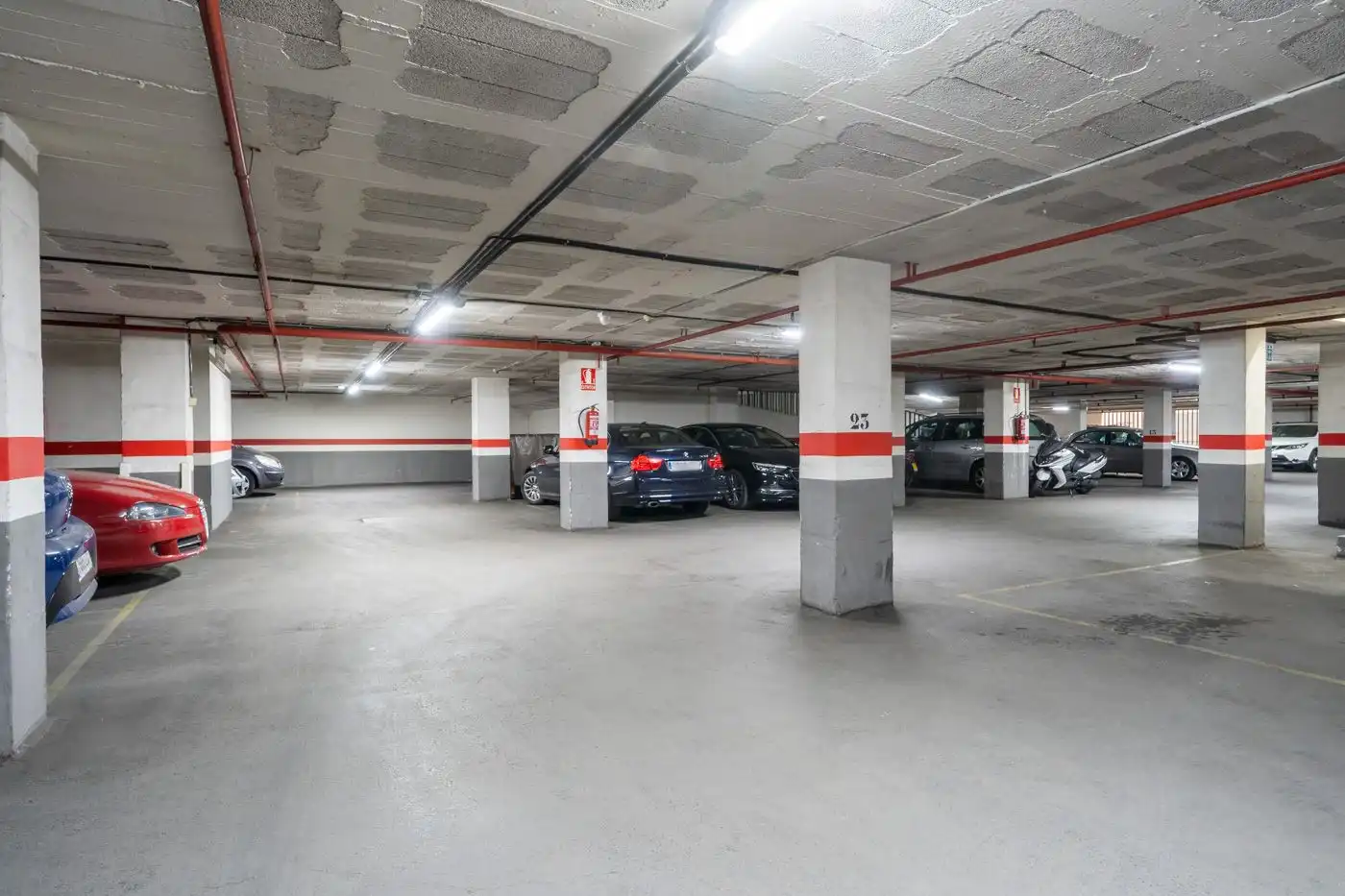 Parkplatz von Garage zur Miete in Barcelona