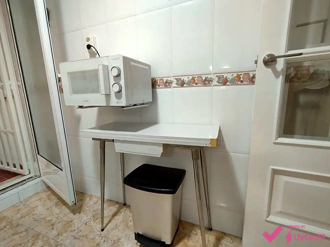 Flat for rent in De Cavite, La Malva-rosa