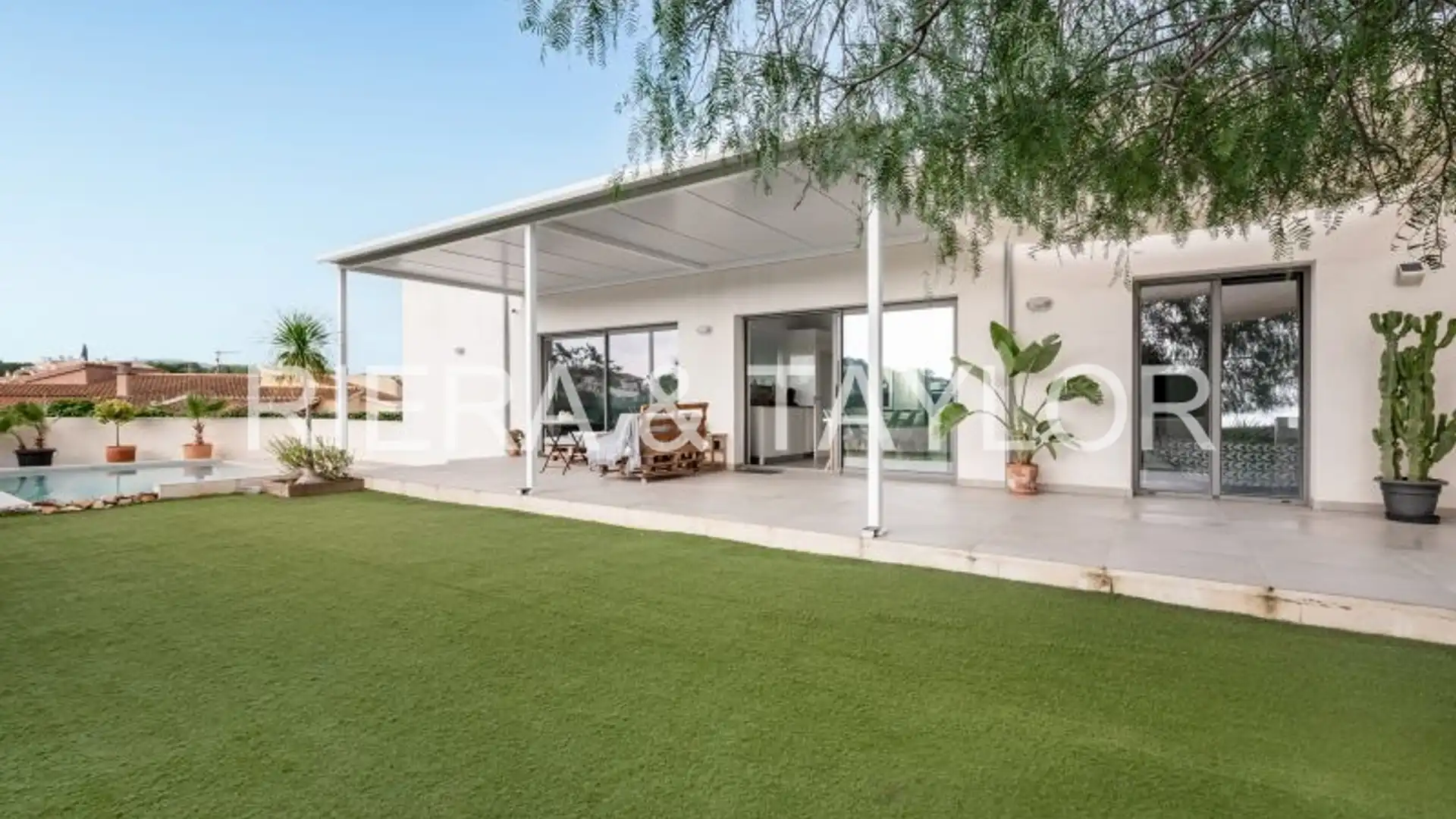 Terrace of Single-family semi-detached for sale in Manacor