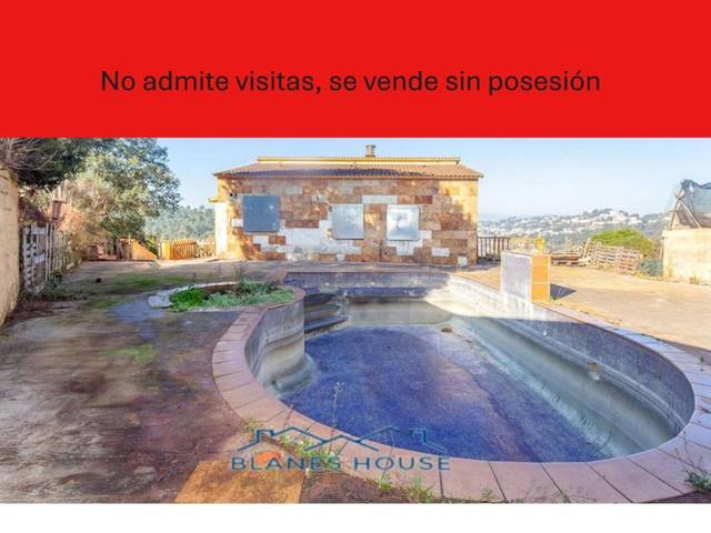 Casa-chalet en Venta en Avenida DEL SAT-TELITS/ MILLENNI 6, 12 B en Lloret Residencial - Montlloret