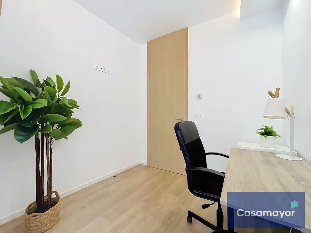 Piso en venta en Alicante / Alacant con Aire acondicionado, Calefacción y Terraza