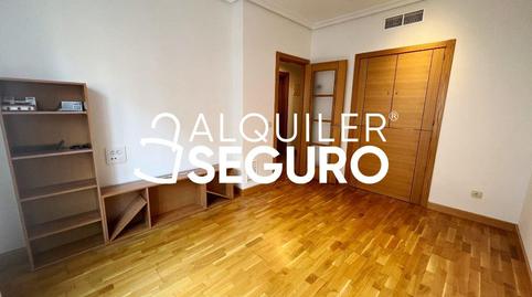 Foto 3 de Piso de alquiler en Rozas de Puerto Real, Ensanche de Vallecas - La Gavia, Madrid