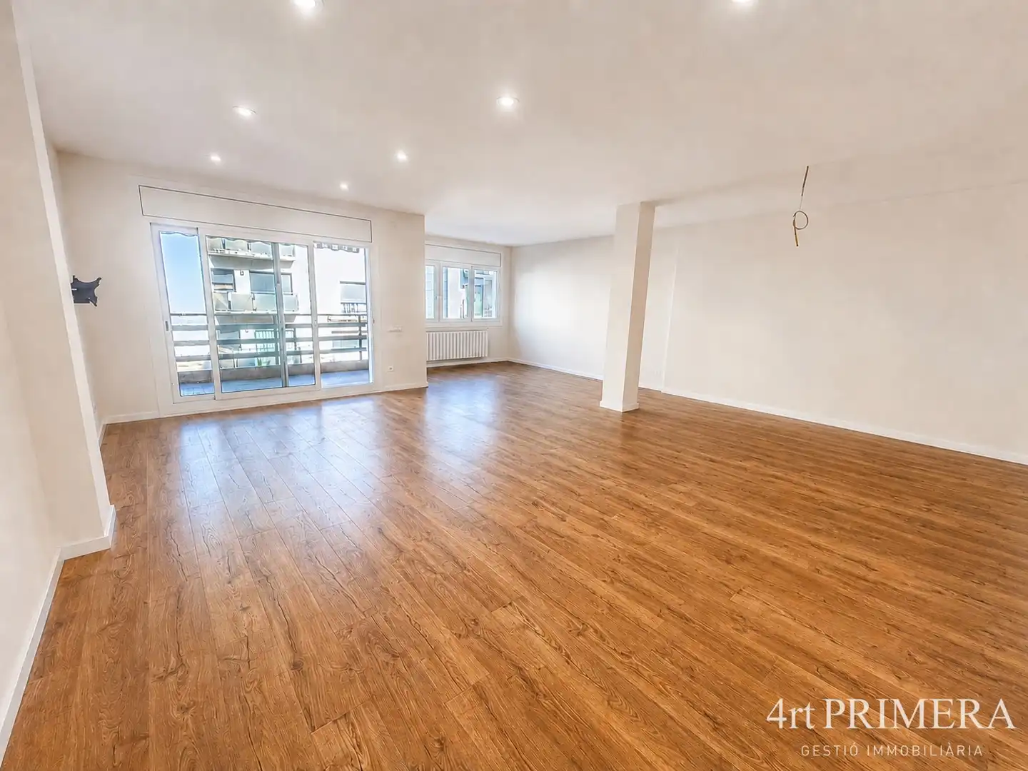 Wohnzimmer von Wohnung zum Verkauf in Granollers mit Heizung, Parkett und Ofen