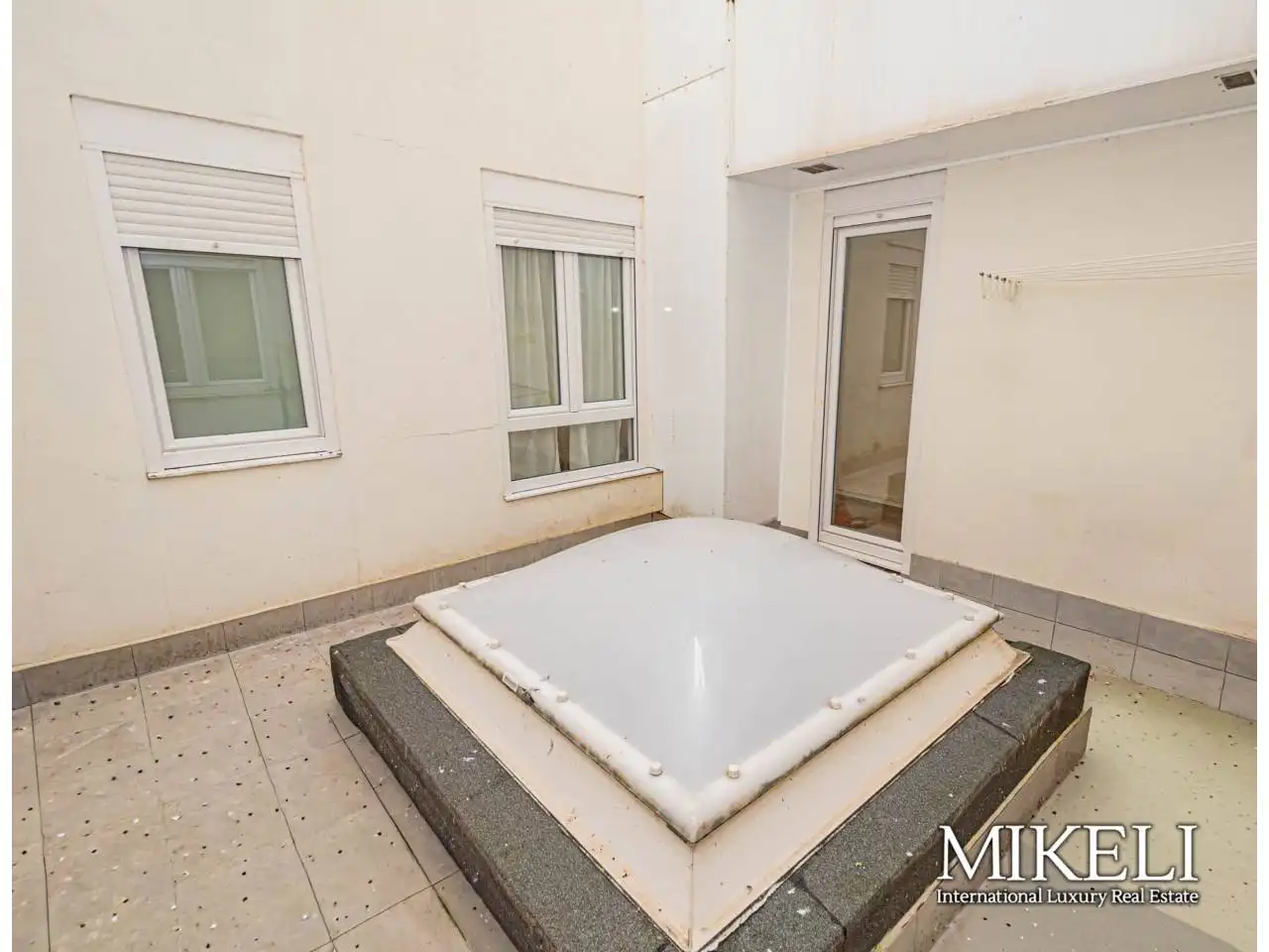 Flat with terrace to rent in Calle Hernán Cortés, imagen 15