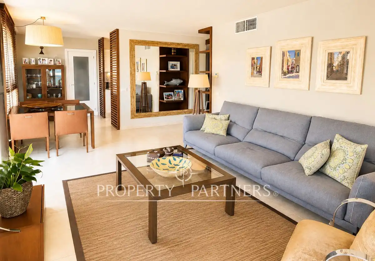 Sala d'estar de Apartament en venda en Ciutadella de Menorca amb Aire condicionat, Calefacció i Jardí privat