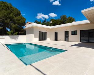 Swimming pool of House or chalet for sale in La Pobla de Vallbona  with Air Conditioner, Heating and Private garden