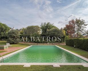 Garden of Single-family semi-detached for sale in  Barcelona Capital  with Air Conditioner, Heating and Private garden