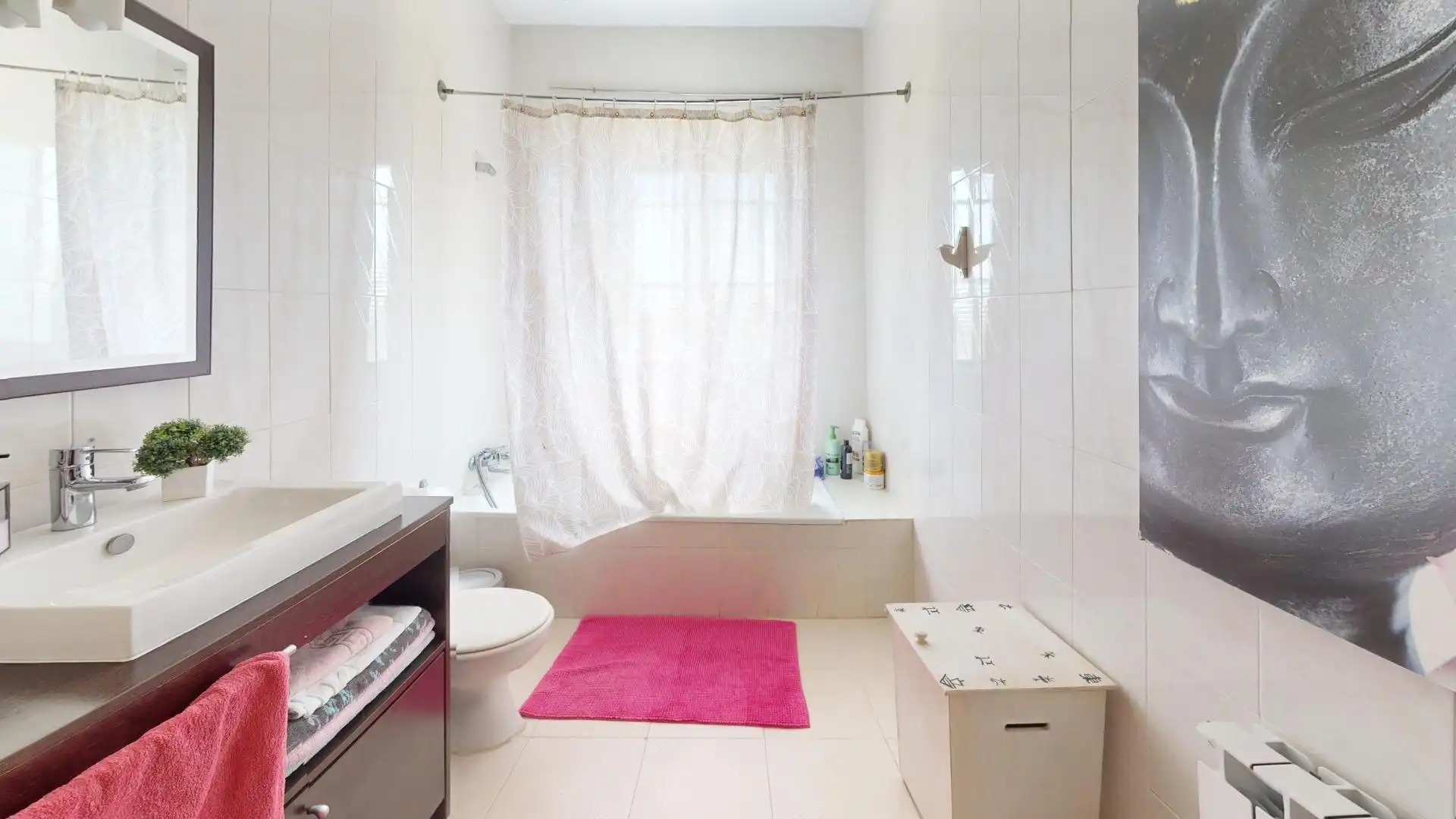 Baño de Casa o chalet en venta en Hontoba con Calefacción, Trastero y Piscina