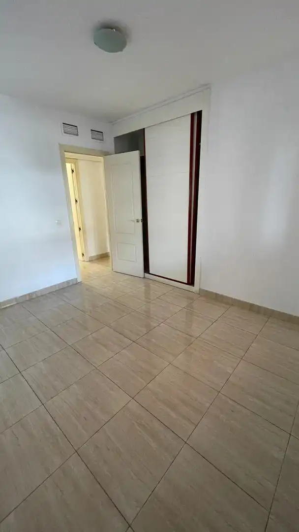 Flat for sale in LUIS PORTERO, El Tejar - Hacienda Bizcochero