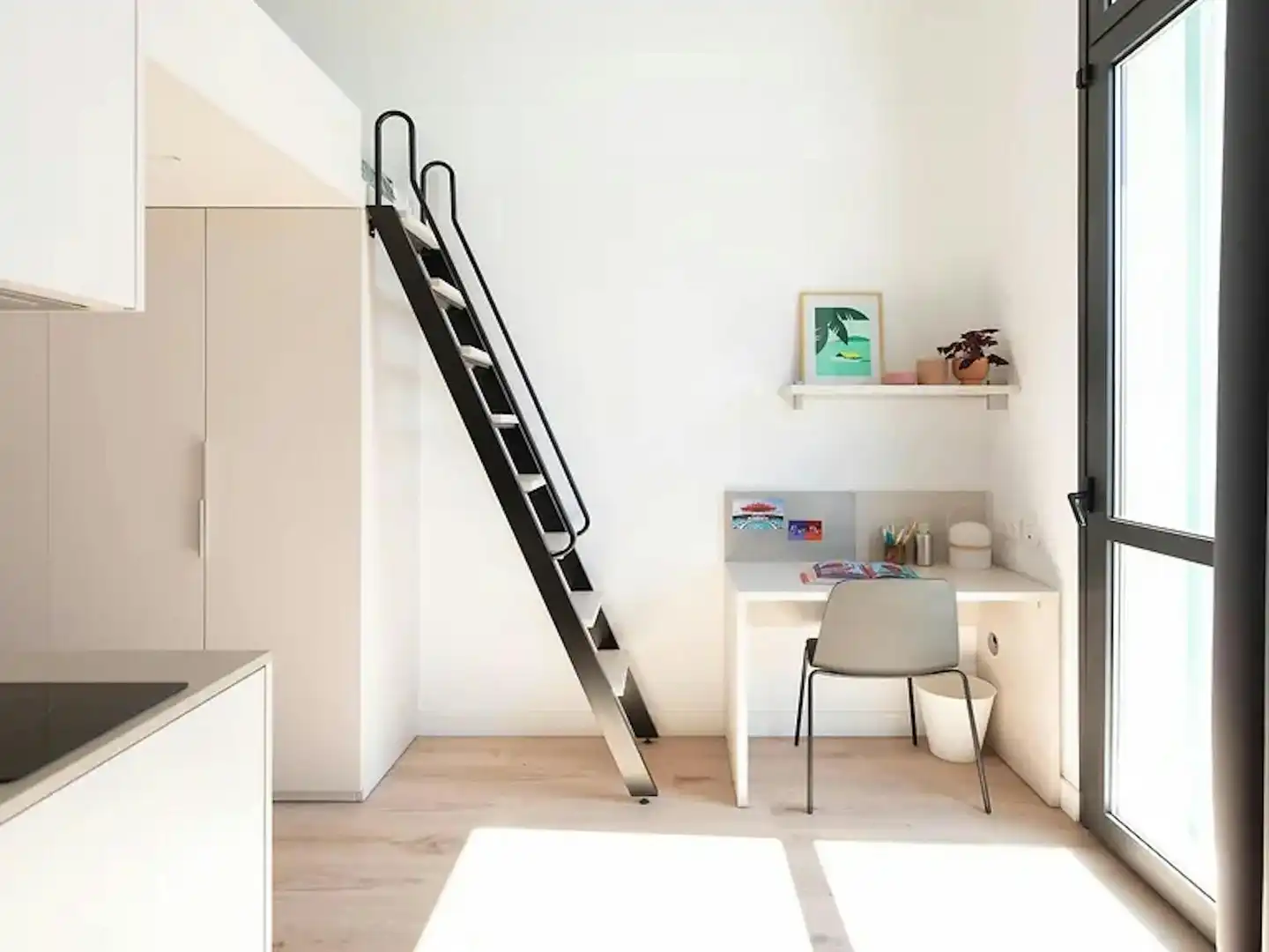 Schlafzimmer von Gebäude zur Miete in  Sevilla Capital