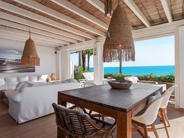 House with pool for sale in Estepona Pueblo