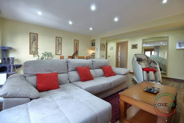 Piso en Venta en Gijón - CL EZCURDIA, 146 en La Arena
