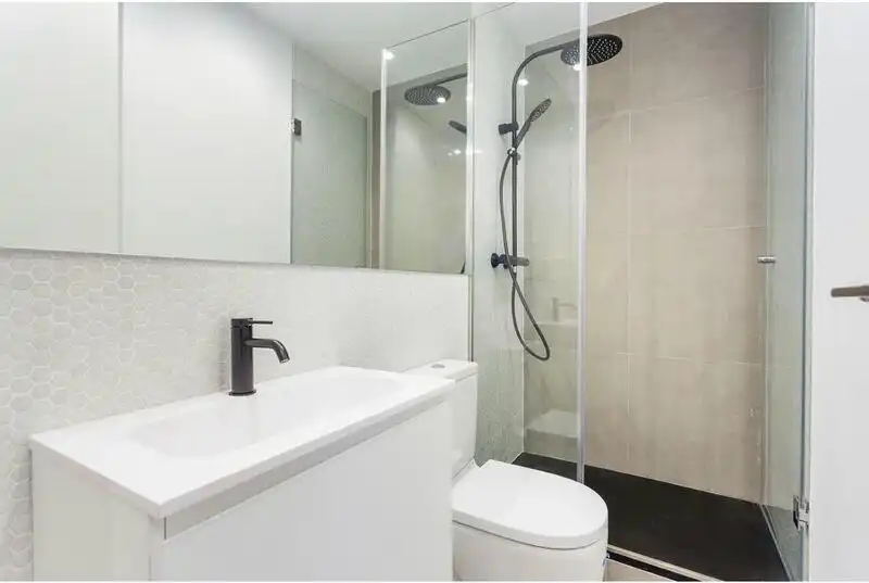 Bathroom of Duplexes for sale in Madrid  with Air Conditioner and Heating