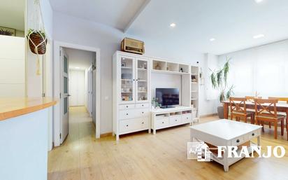 Living room of Flat for sale in Barberà del Vallès  with Air Conditioner and Heating