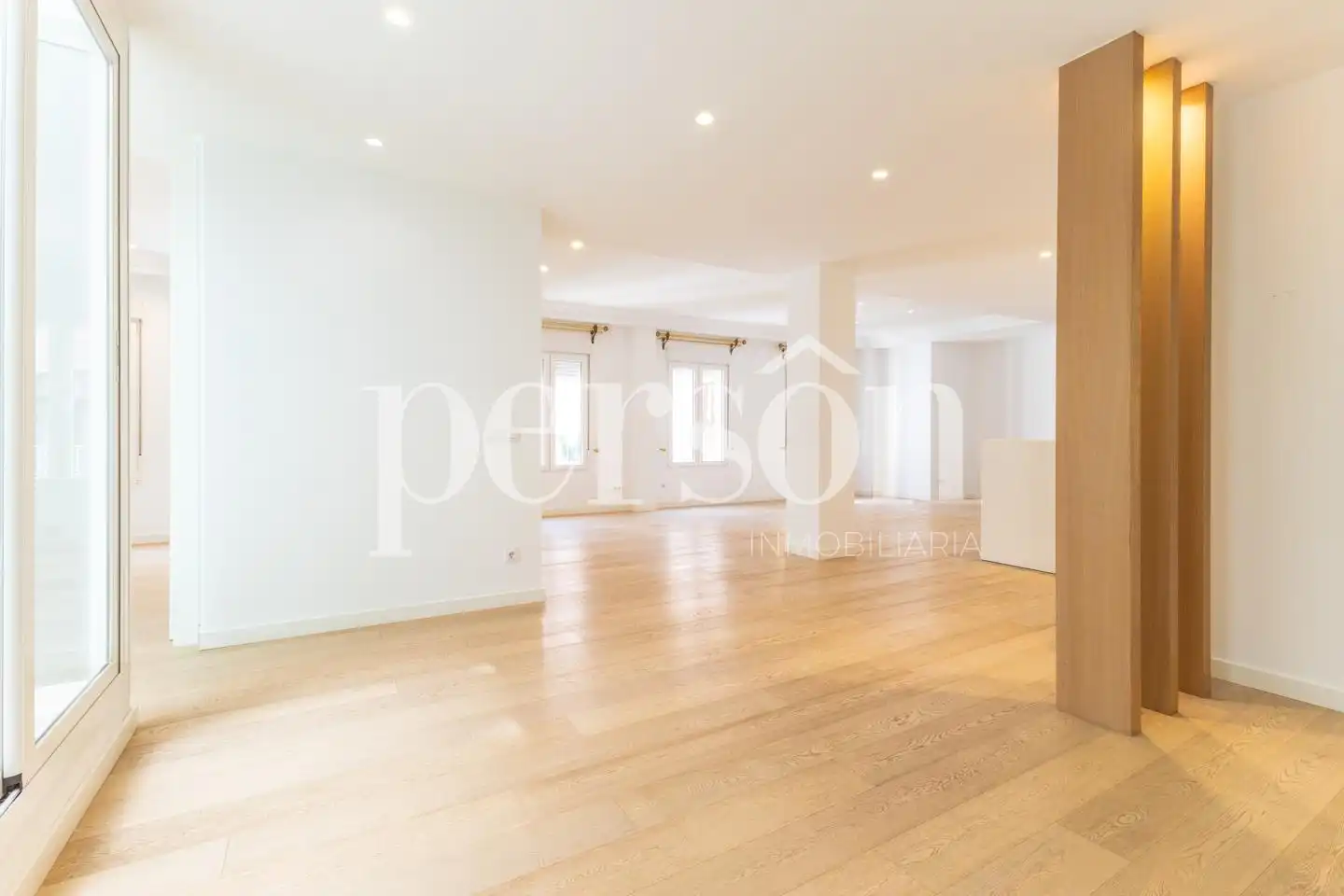 Sala d'estar de Pis de lloguer en Valencia amb Aire condicionat, Calefacció i Parquet