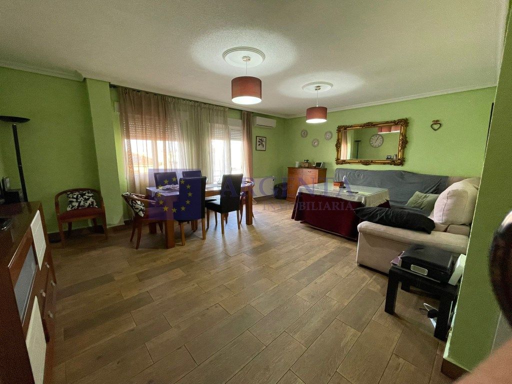 Flat for sale in Casco Antiguo