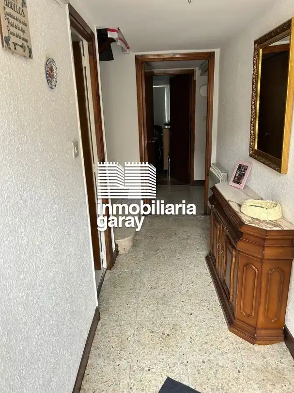 Casa adosada en venda en Merindad de Valdivielso amb Calefacció i Moblat