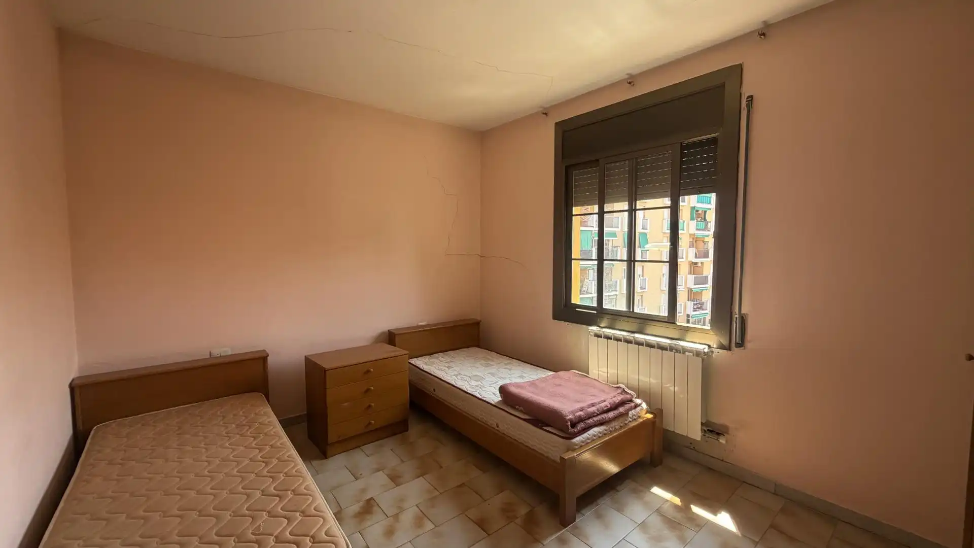 Schlafzimmer von Einfamilien-Reihenhaus zum Verkauf in Sant Celoni mit Heizung und Balkon