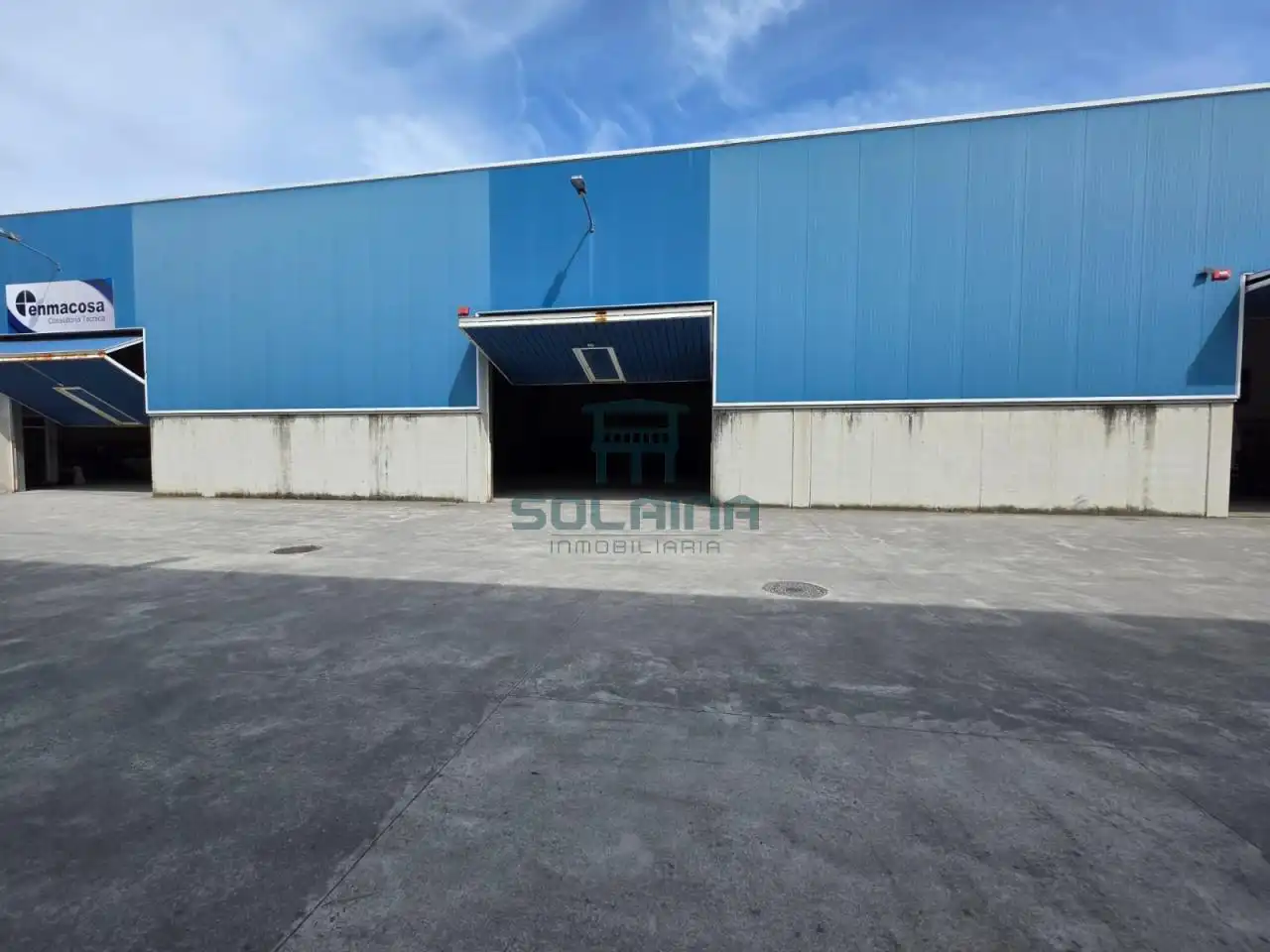 Exterior view of Industrial buildings for rent in San Cibrao das Viñas