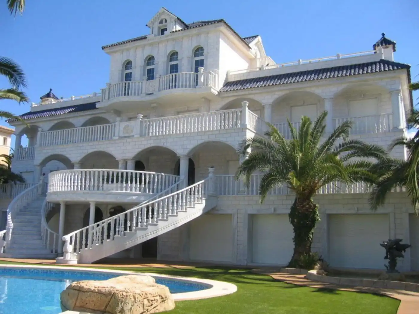 Villa con terrazza in vendita a Garbinet - Vistahermosa