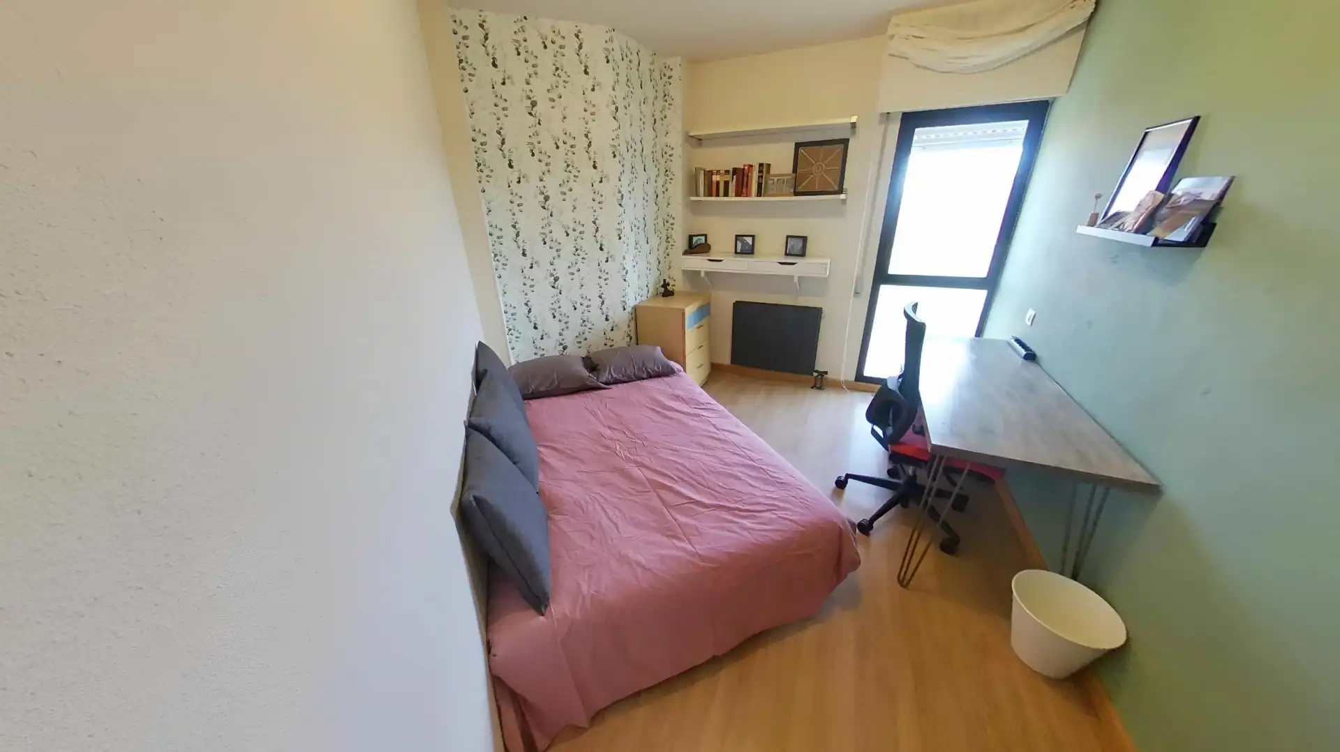 Flat for rent in Calle de la Diligencia, Palomeras Bajas