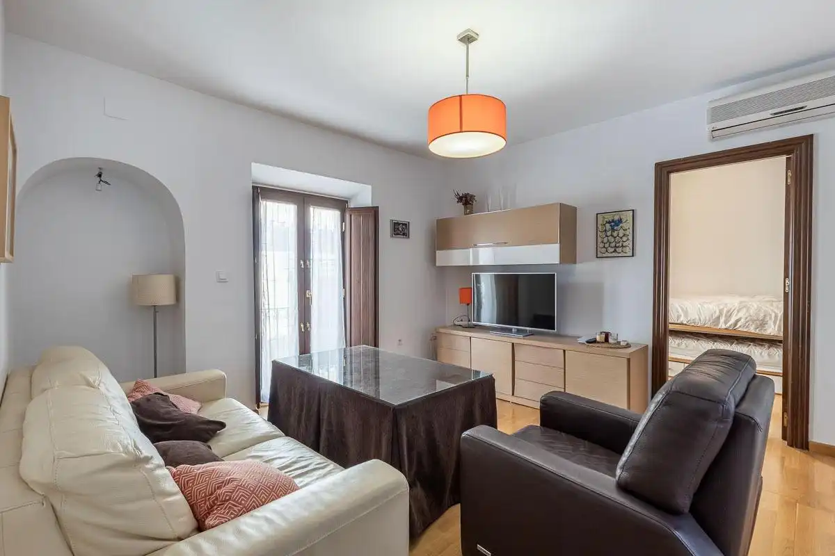 Sala de estar de Piso de alquiler en Granada con Aire acondicionado, Calefacción y Amueblado