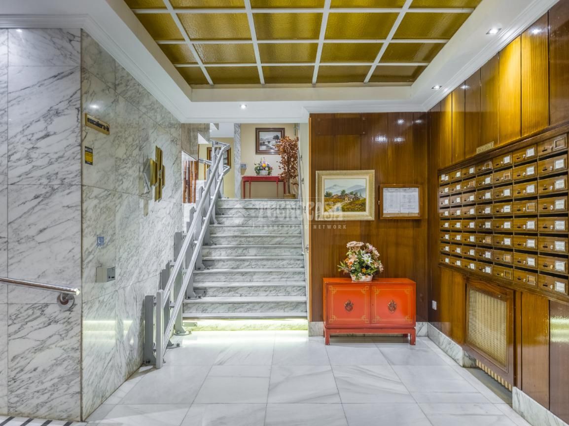 Piso en venta en  Madrid Capital con Aire acondicionado, Calefacción y Amueblado