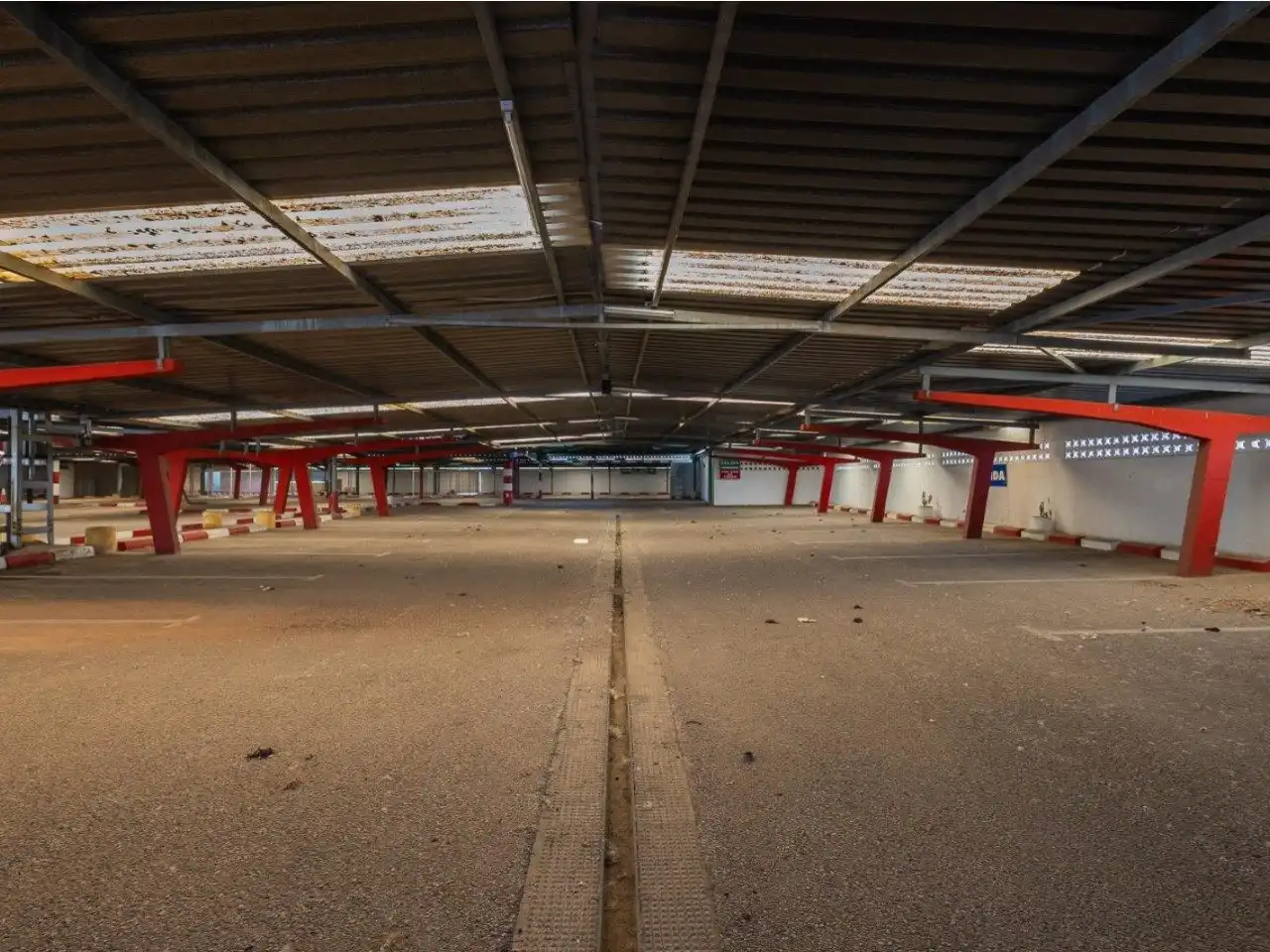 Parking de Finca rústica en venta en Algemesí con Aire acondicionado, Calefacción y Jardín privado