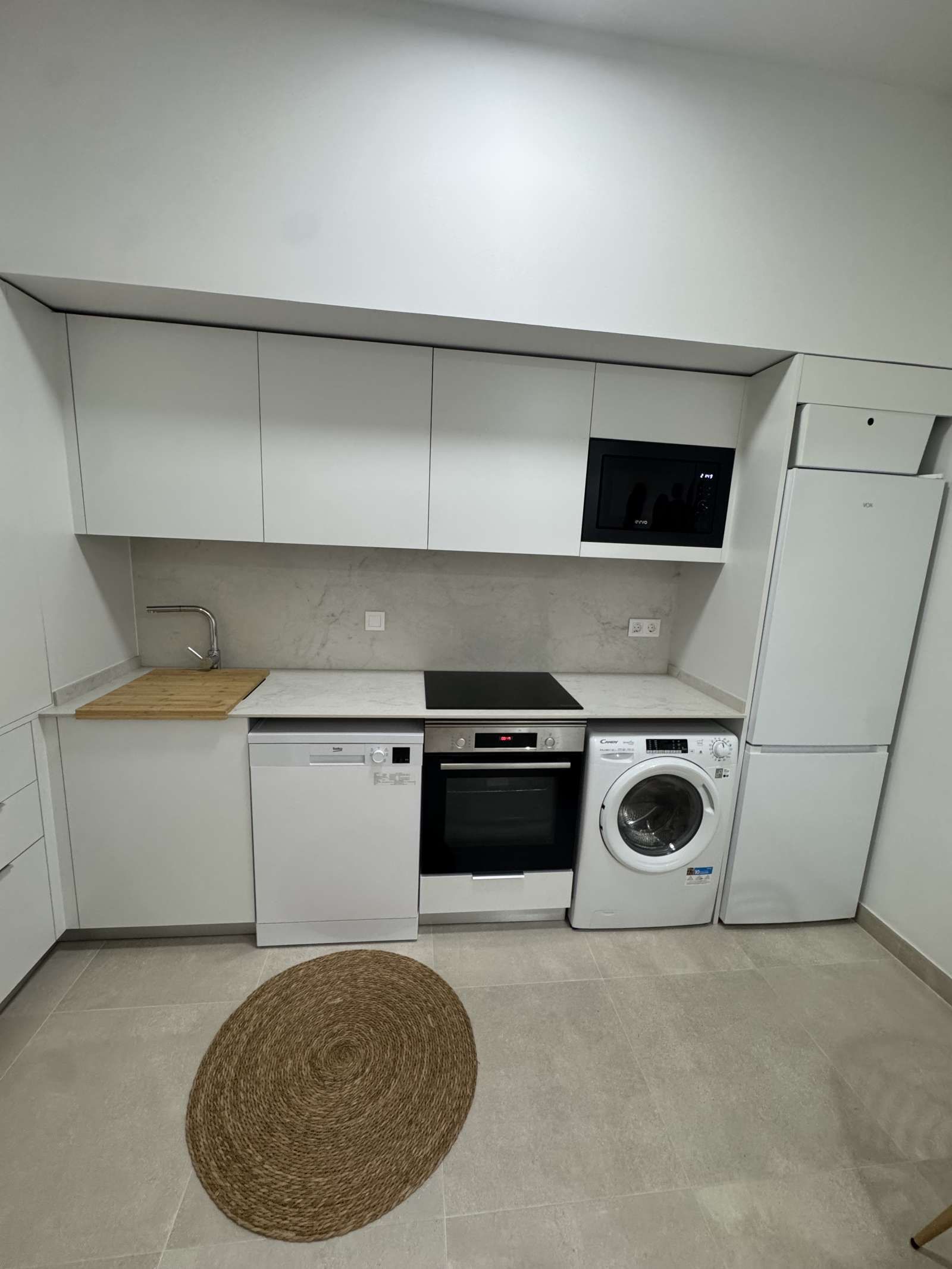 Cuina de Apartament per a compartir en  Valencia Capital amb Aire condicionat i Terrassa