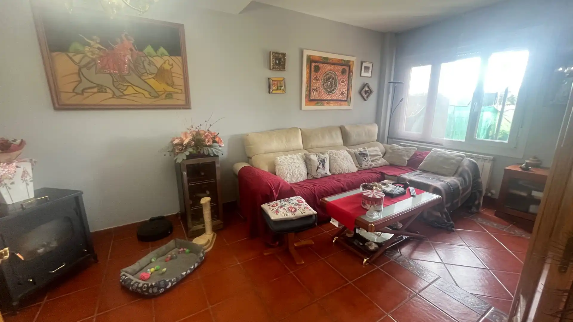Wohnzimmer von Einfamilien-Reihenhaus zum Verkauf in Mojados mit Heizung und Parkett
