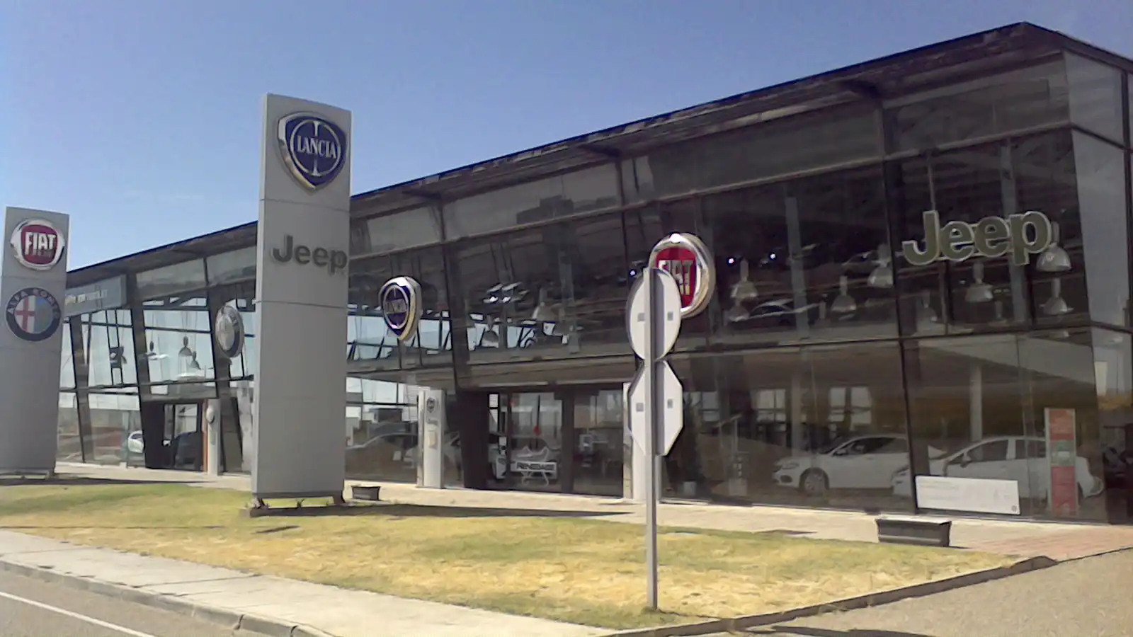 Vista exterior de Nave industrial en venta en Zamora Capital 