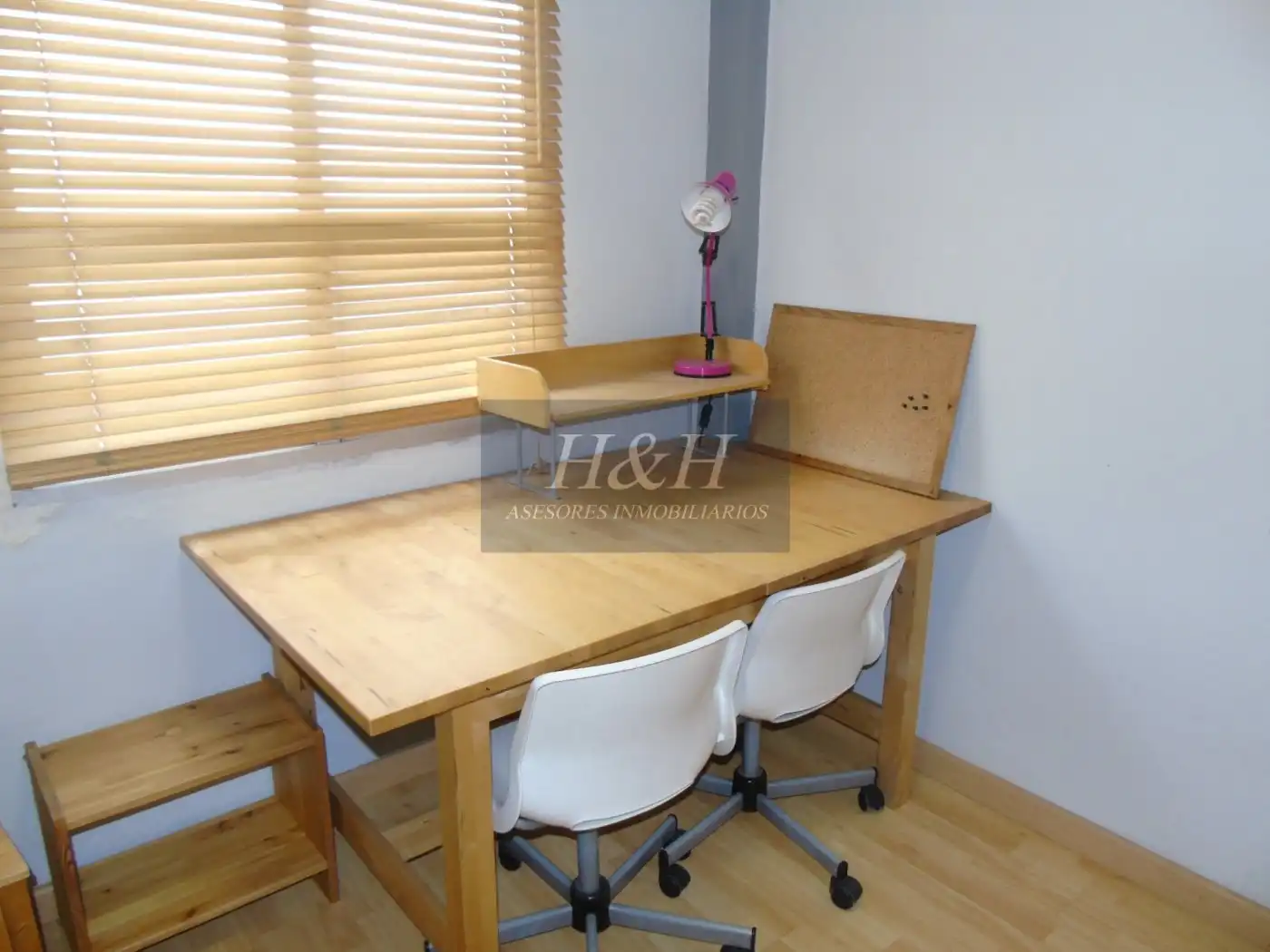 Ático de alquiler en Burjassot con Parquet, Terraza y Amueblado