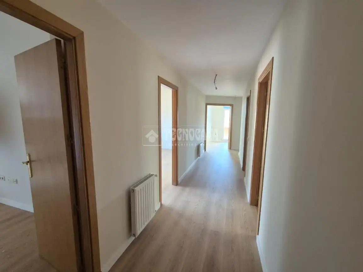 Piso en venta en Sigüenza con Calefacción y Terraza