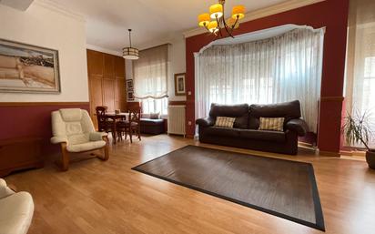 Living room of Flat for sale in  Albacete Capital  with Air Conditioner, Parquet flooring and Storage room