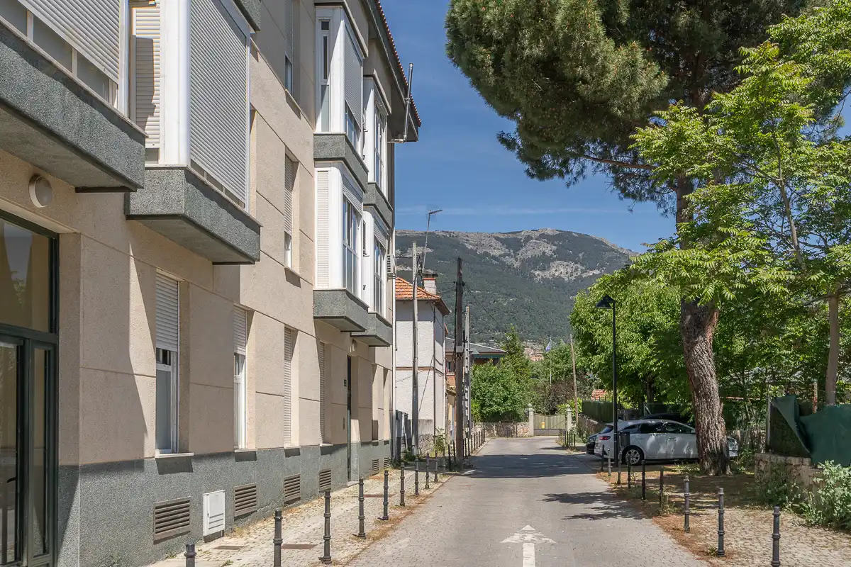 Exterior view of Flat for sale in El Escorial  with Air Conditioner, Heating and Parquet flooring