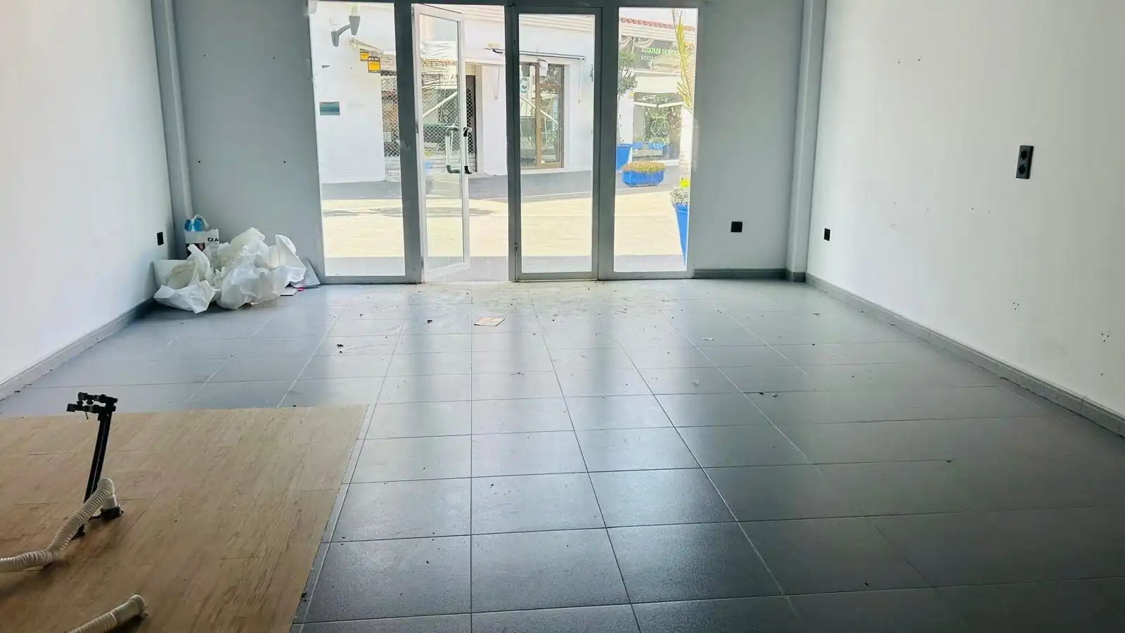 Local comercial en venta en Novo Sancti Petri, imagen 3